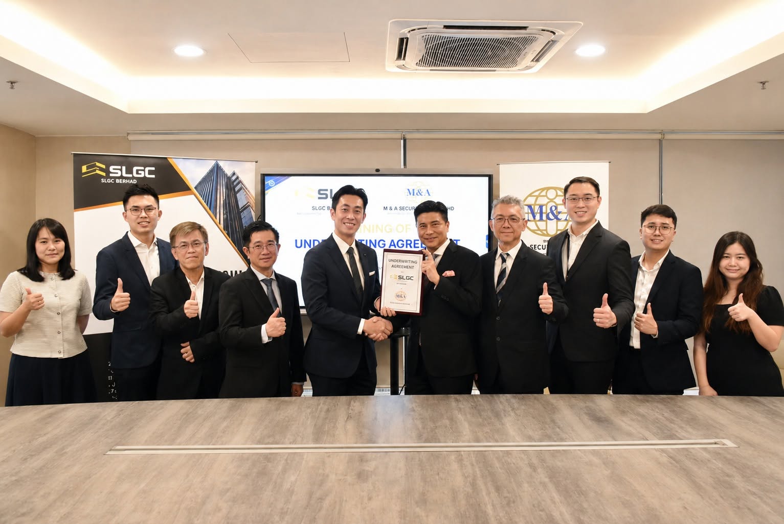 Signing of Underwriting Agreement